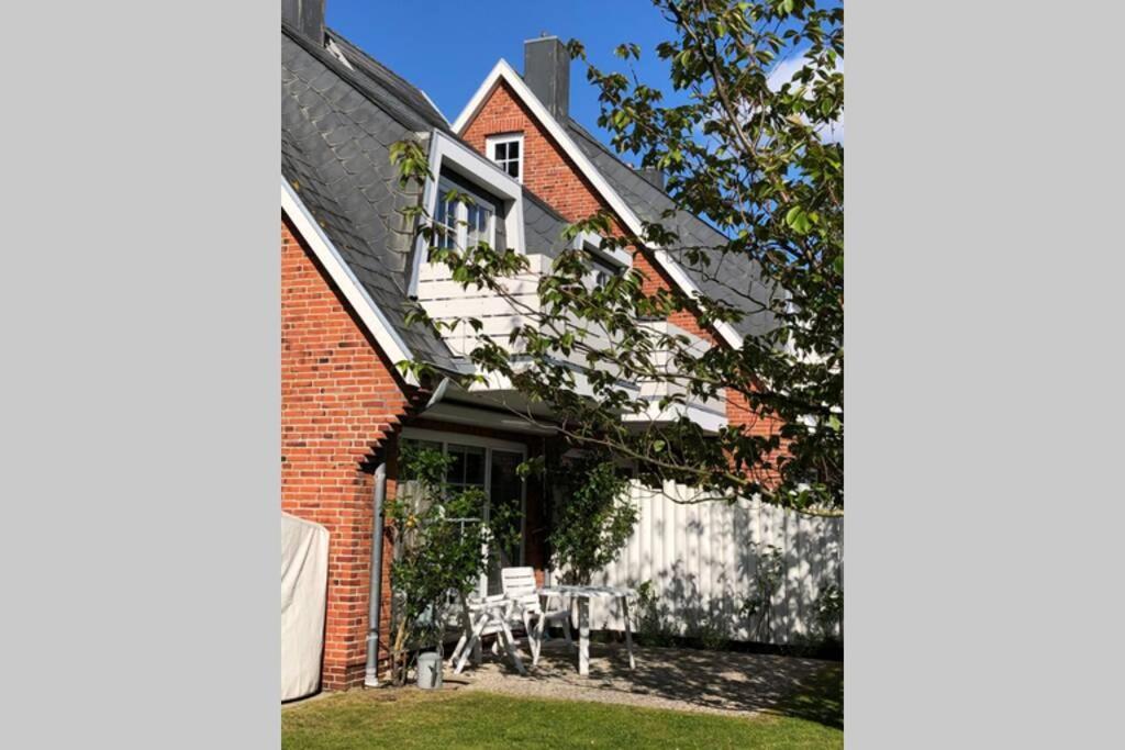 Apartamento Maritim Und Individuell In Wenningstedt Mit Balkon Exterior foto