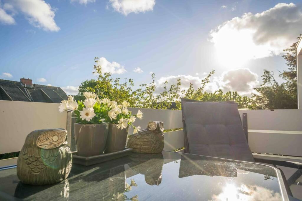 Apartamento Maritim Und Individuell In Wenningstedt Mit Balkon Exterior foto